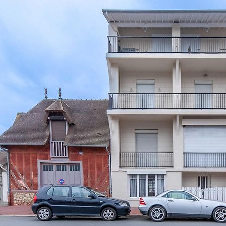 2-Bedroom Apartment With Balcony Near Hippodrome Deauville Exterior photo